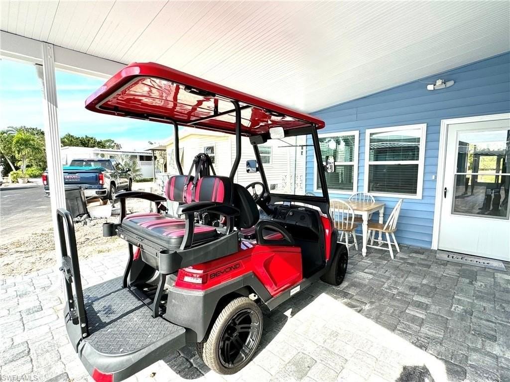 4700 Leilani Ln - Photo 4 of 34