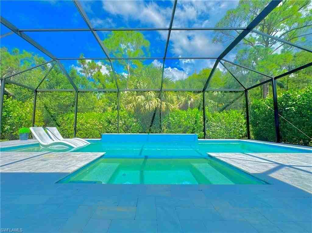 12667 Biscayne Ct - Photo 2 of 41