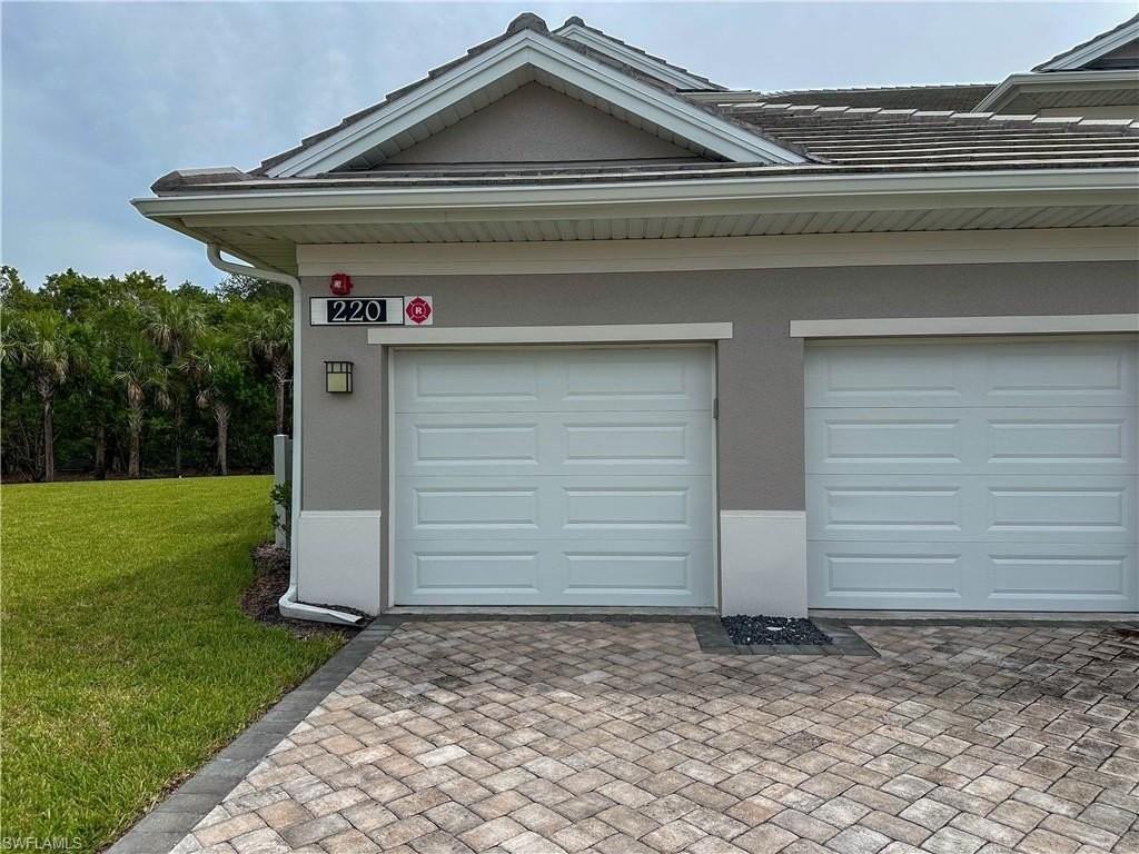 220 Indies Dr E #101 - Photo 5 of 45