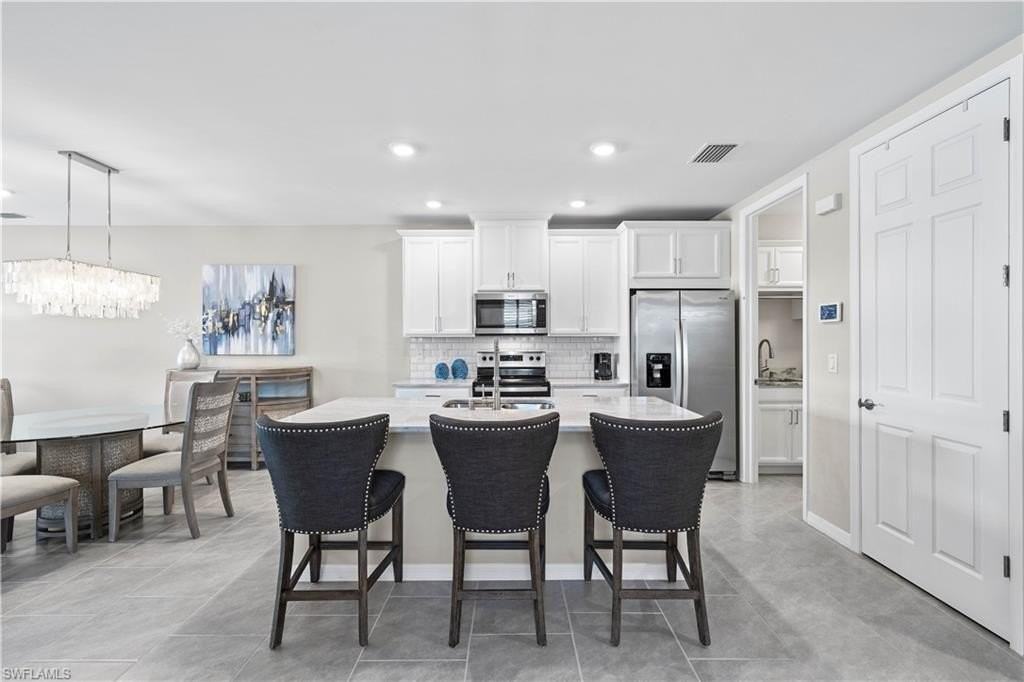 14558 Edgewater Cir - Photo 6 of 33