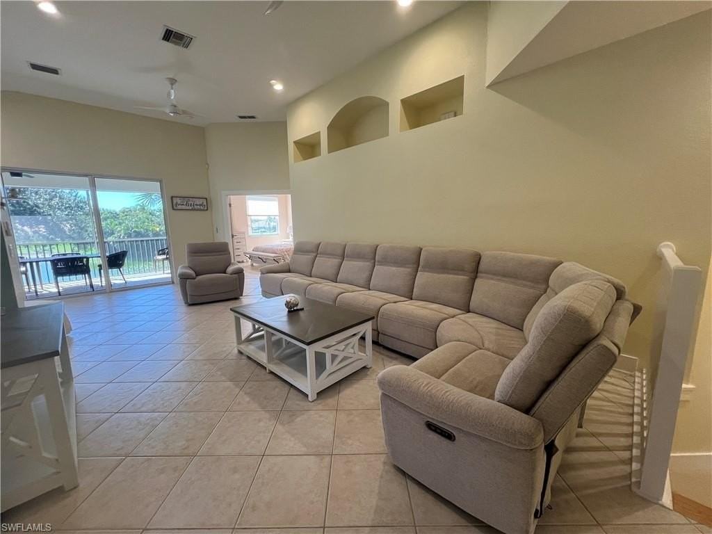 6809 Ascot Dr #201 - Photo 4 of 37