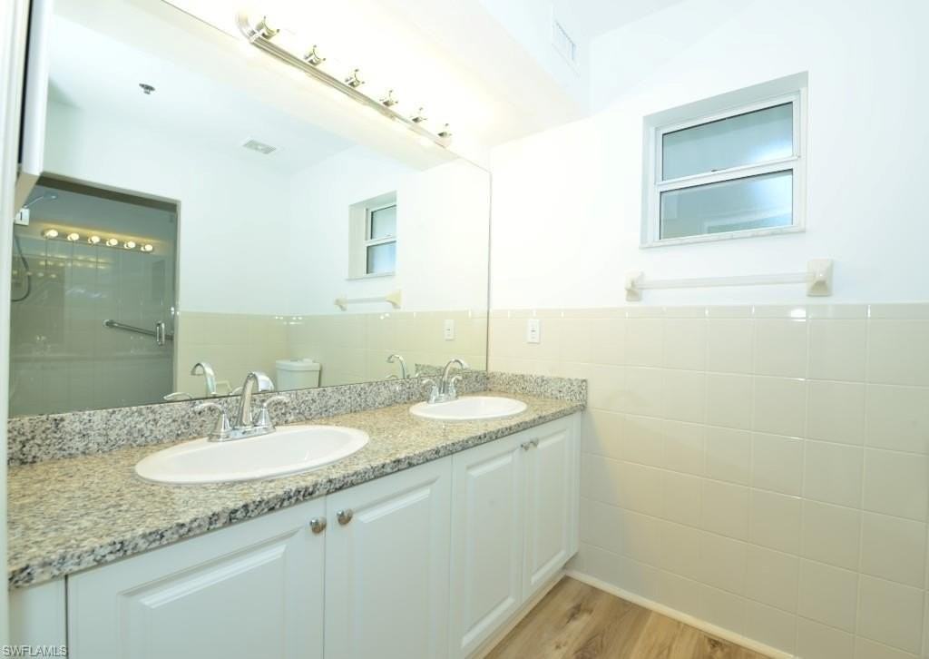 800 S Golf Dr Apt 207 #207 - Photo 7 of 10