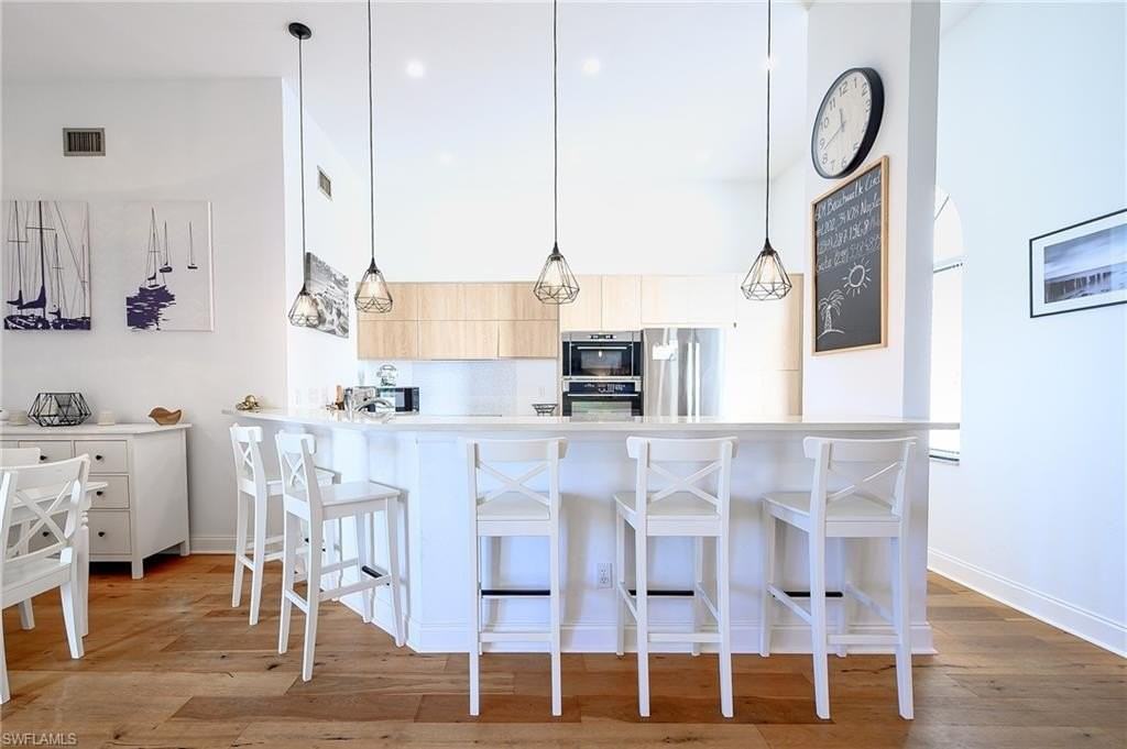 601 Beachwalk Cir Unit L202 #L202 - Photo 7 of 37