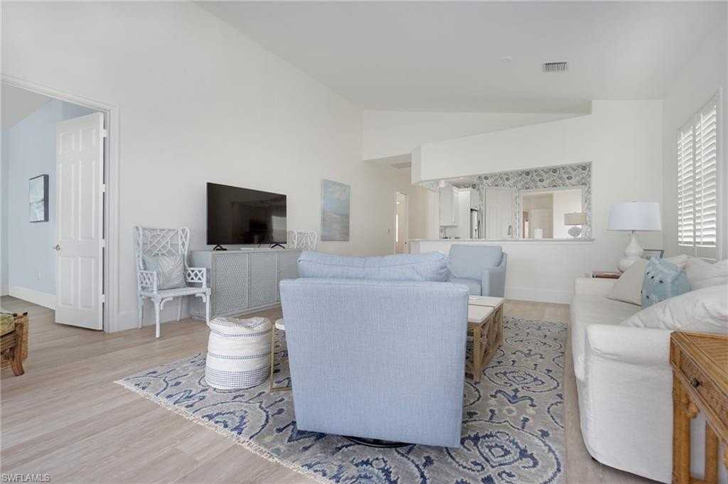 4740 Stratford Ct Apt 1603 #1603 - Photo 4 of 22