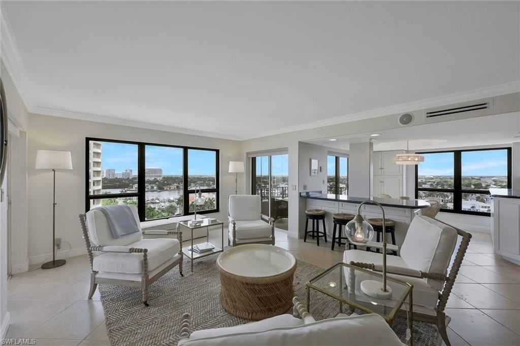 4451 Gulf Shore Blvd N Apt 1205 #1205 - Photo 3 of 35