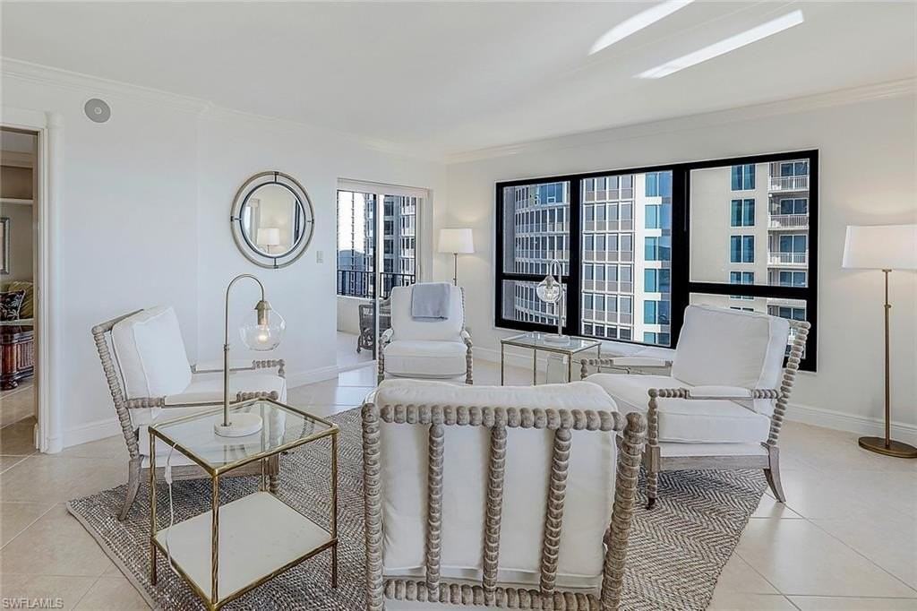 4451 Gulf Shore Blvd N Apt 1205 #1205 - Photo 7 of 35