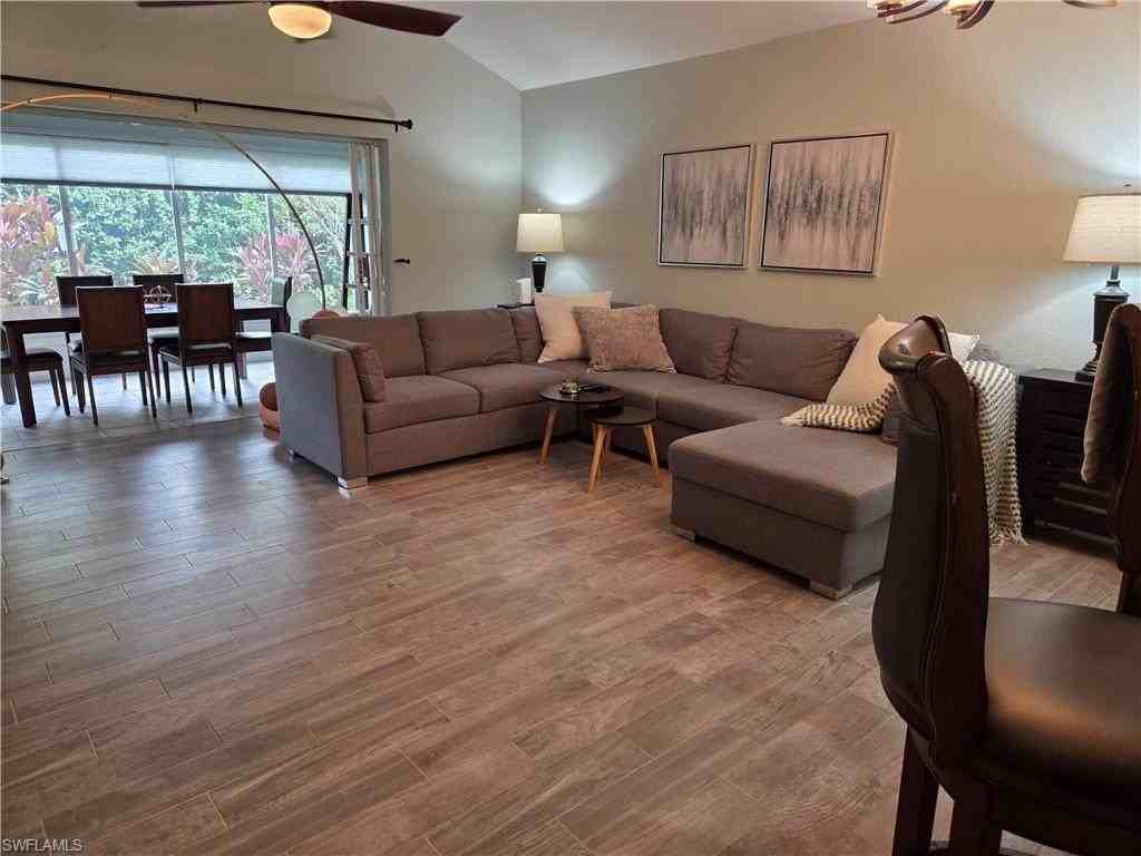 22161 22161 Tallwood Ct unit: 703 #703 - Photo 2 of 30