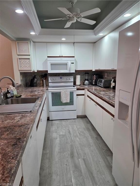 22161 22161 Tallwood Ct unit: 703 #703 - Photo 7 of 30