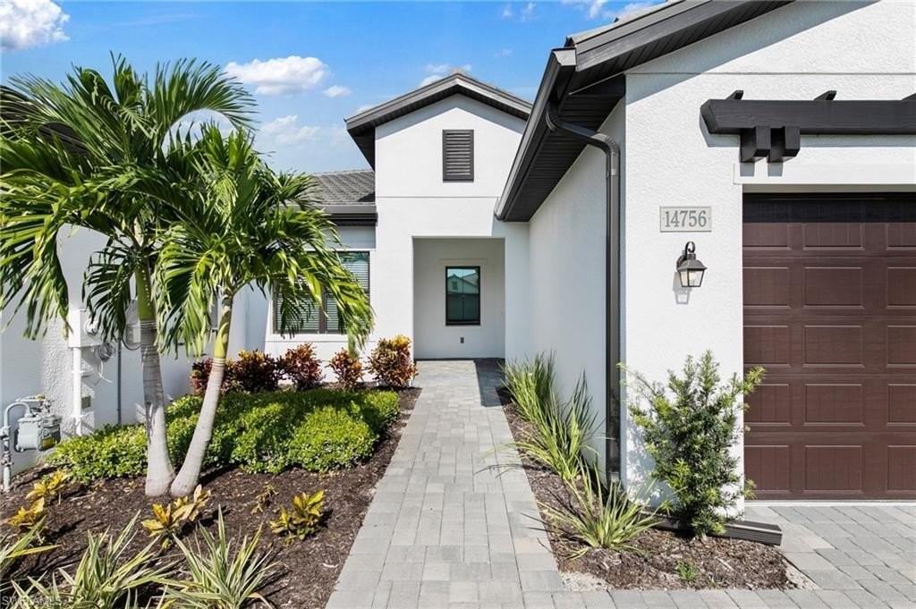 14756 Kingfisher Loop - Photo 2 of 31