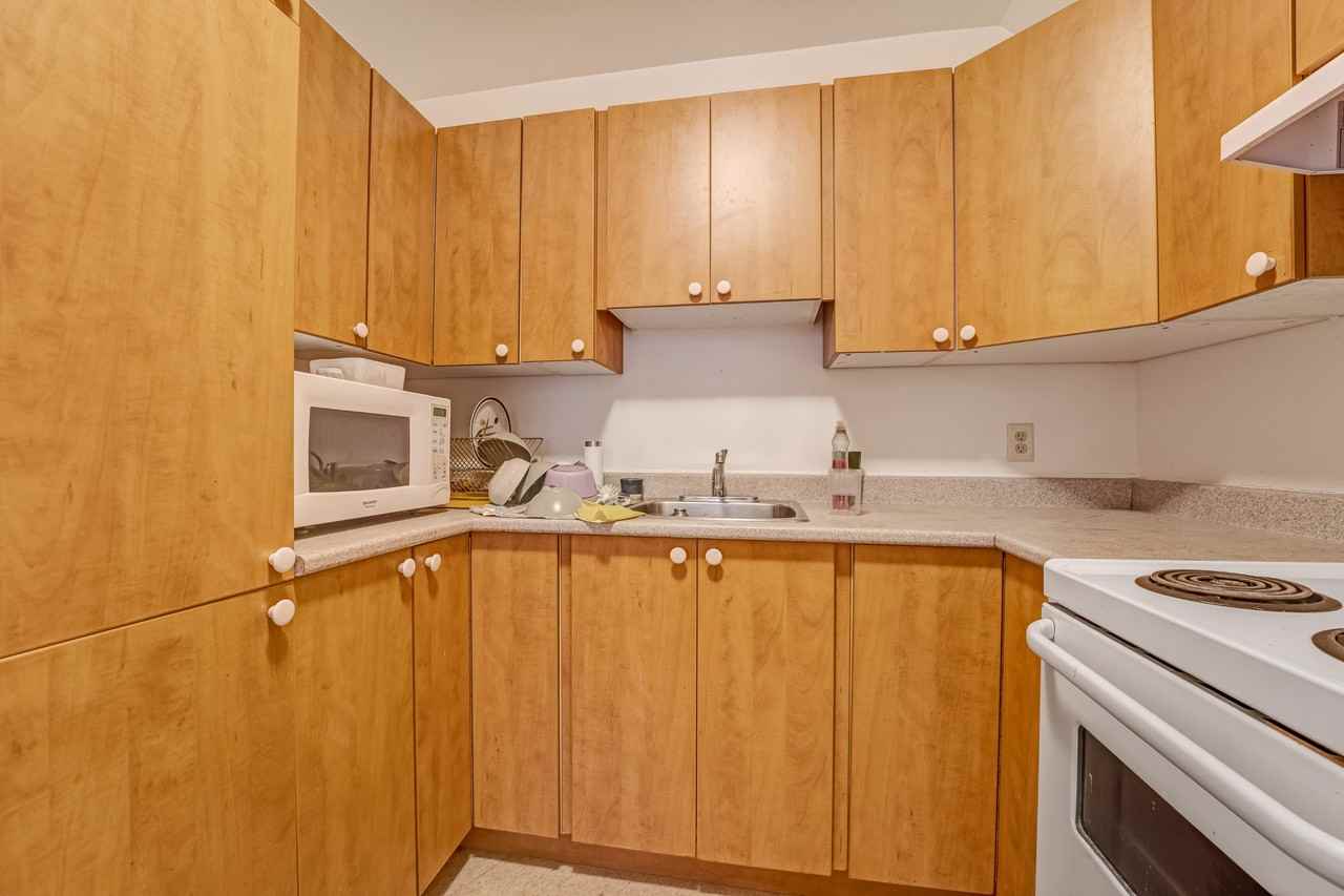 95-97 Concord Street North - Photo 7 of 11