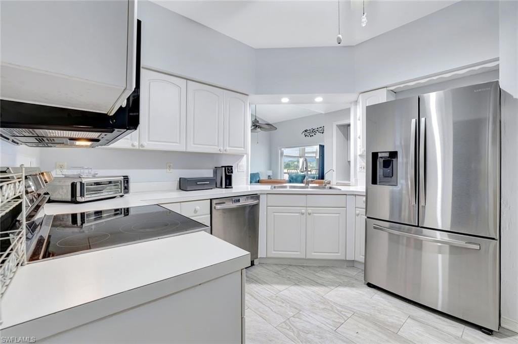 613 Windsor Sq Apt 101 #101 - Photo 5 of 22