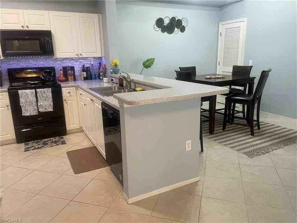 9005 Colby Dr Apt 1911 #1911 - Photo 5 of 19