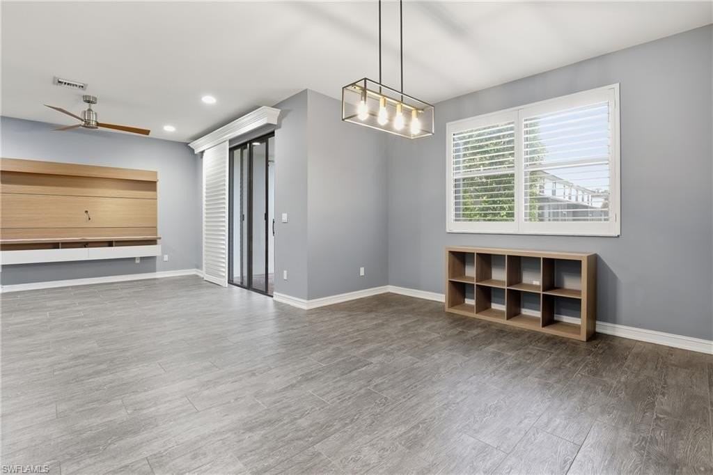 7894 Bristol Cir - Photo 5 of 29