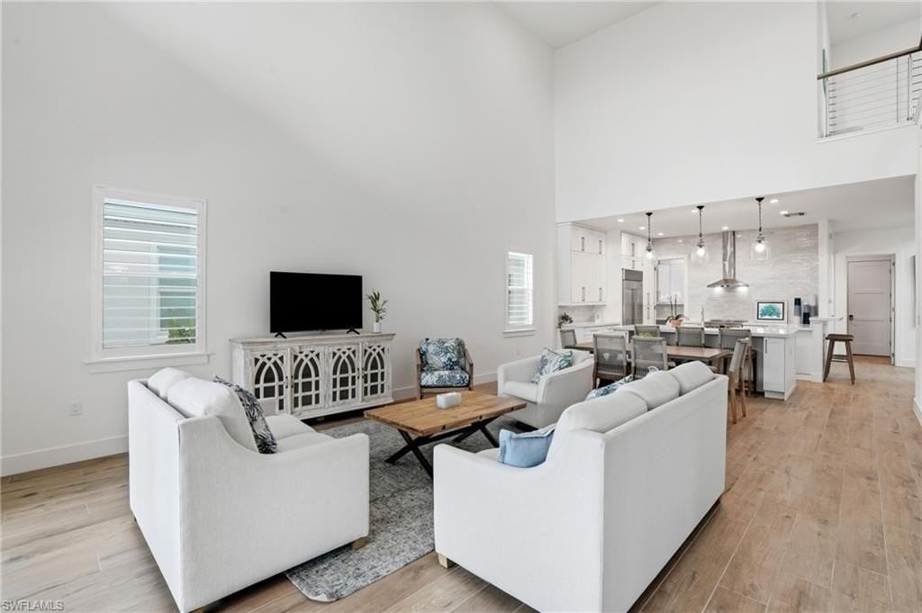 115 Cambria Ln - Photo 4 of 38