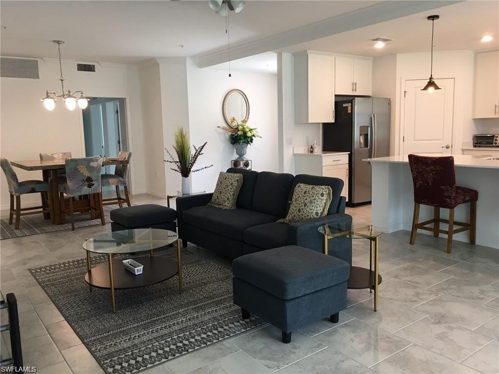 6011 Ellerston Way #811 - Photo 4 of 43