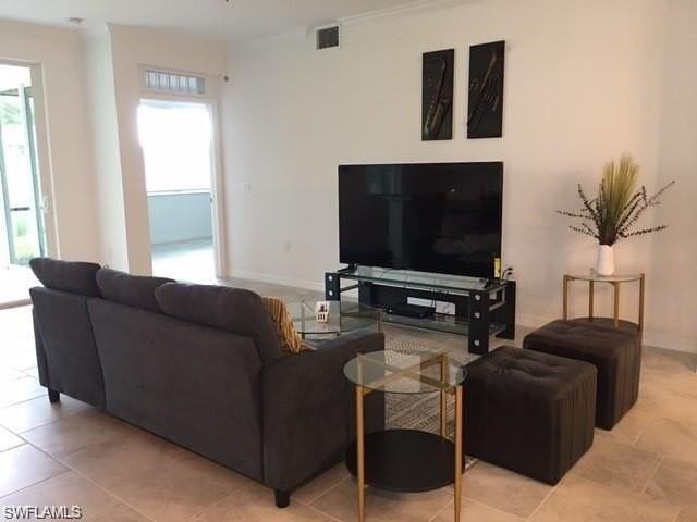 6011 Ellerston Way #811 - Photo 5 of 43