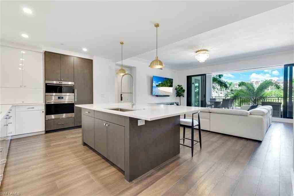 1130 3rd Ave S #215 - Photo 5 of 26