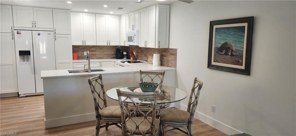 1051 Foxfire Ln Apt 302 #302 - Photo 5 of 37