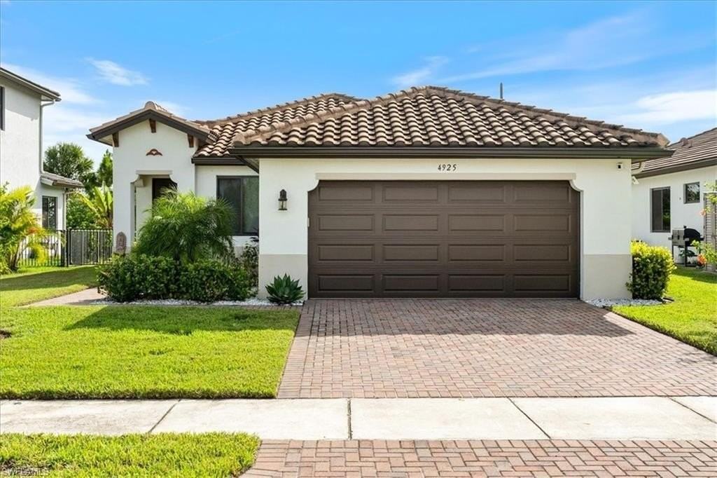 4925 Gambero Way - Photo 4 of 50