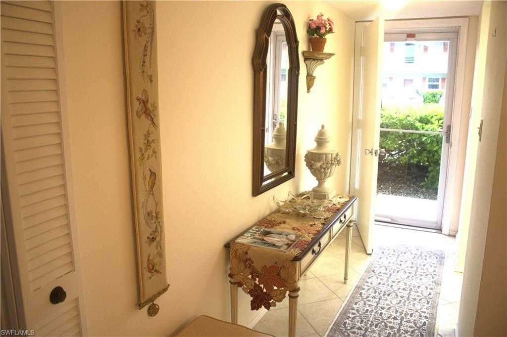 200 Valley Stream Dr Apt 4c #4C - Photo 3 of 21