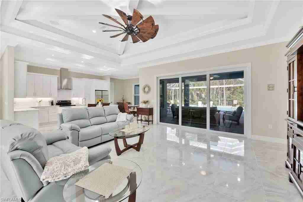 589 12th Ave Nw - Photo 3 of 28