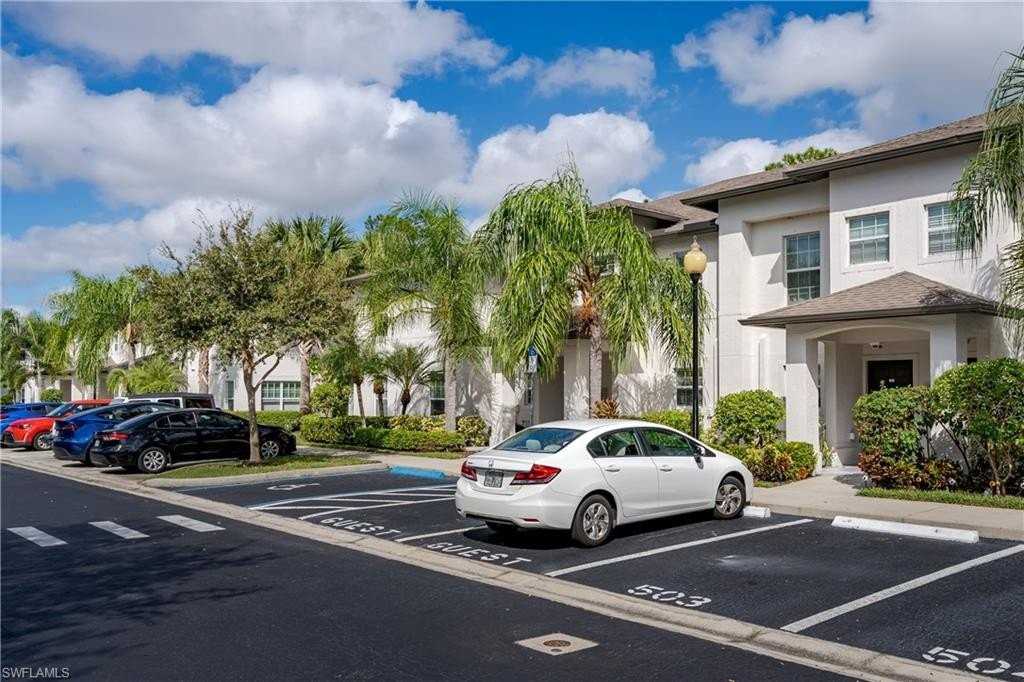 9080 Gervais Cir Apt 504 #504 - Photo 4 of 29