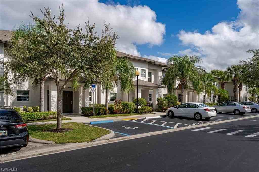 9080 Gervais Cir Apt 504 #504 - Photo 5 of 29