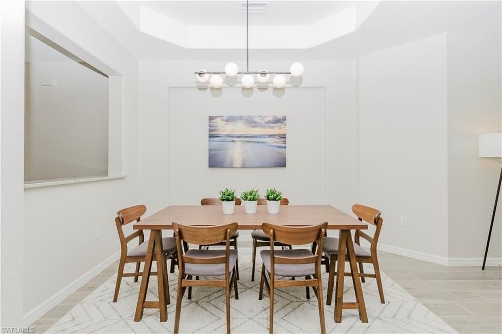 15862 Sugar Hill Dr - Photo 7 of 50