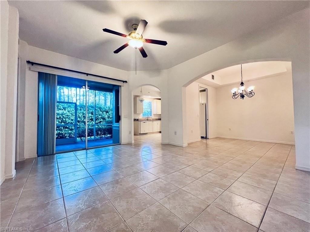 1435 Mariposa Cir Apt 102 #102 - Photo 4 of 24