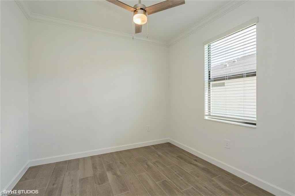 19121 Hinkley Dr - Photo 3 of 22