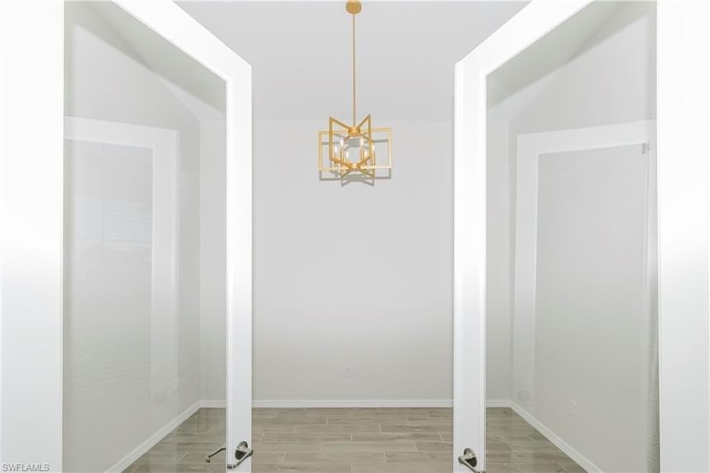 5423 Ternberry Rd - Photo 3 of 46