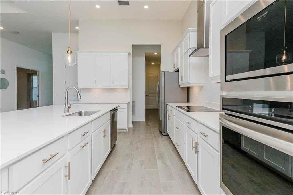 5423 Ternberry Rd - Photo 7 of 46