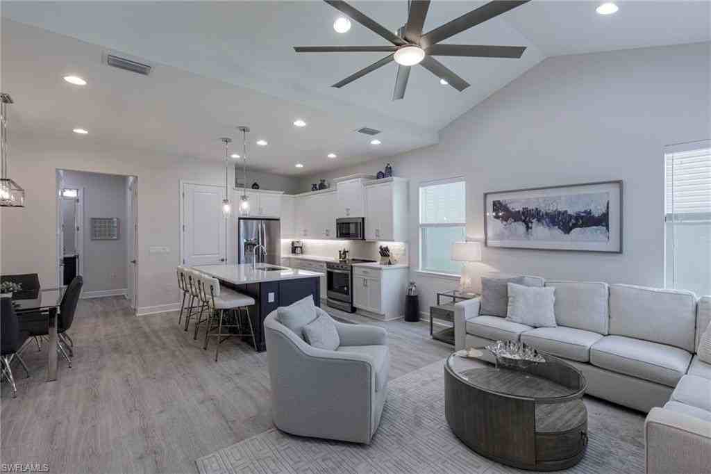 7138 Cayo Coco Ln - Photo 4 of 42