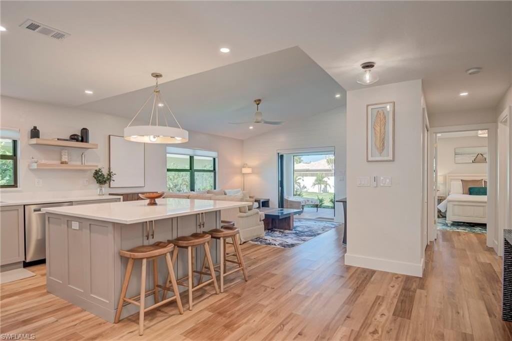 577 98th Ave N - Photo 3 of 33