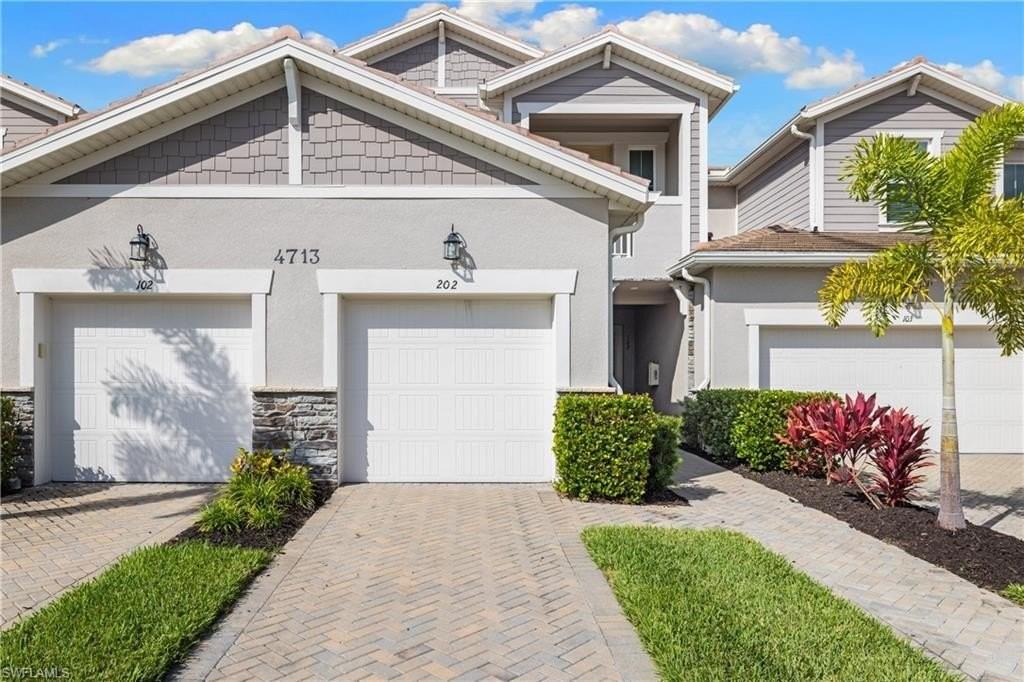 4713 Arboretum Cir Unit 102 #102 - Photo 7 of 38