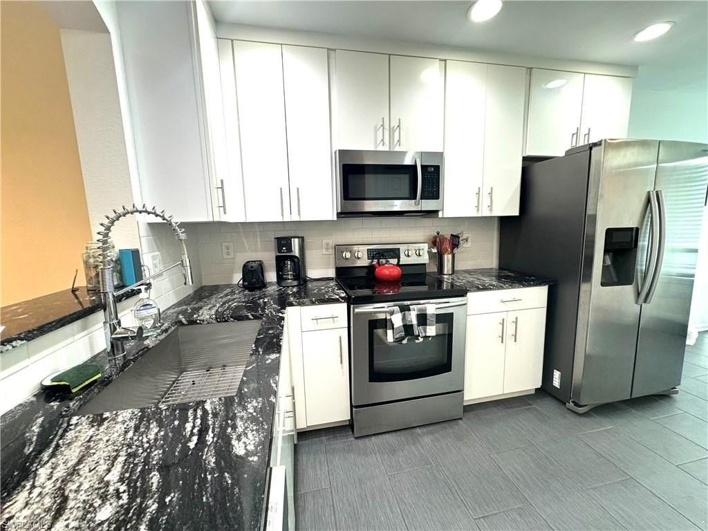 7790 Woodbrook Cir Apt 2603 #2603 - Photo 3 of 30