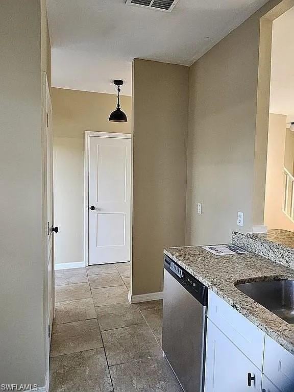 6123 Lake Front Dr - Photo 7 of 28