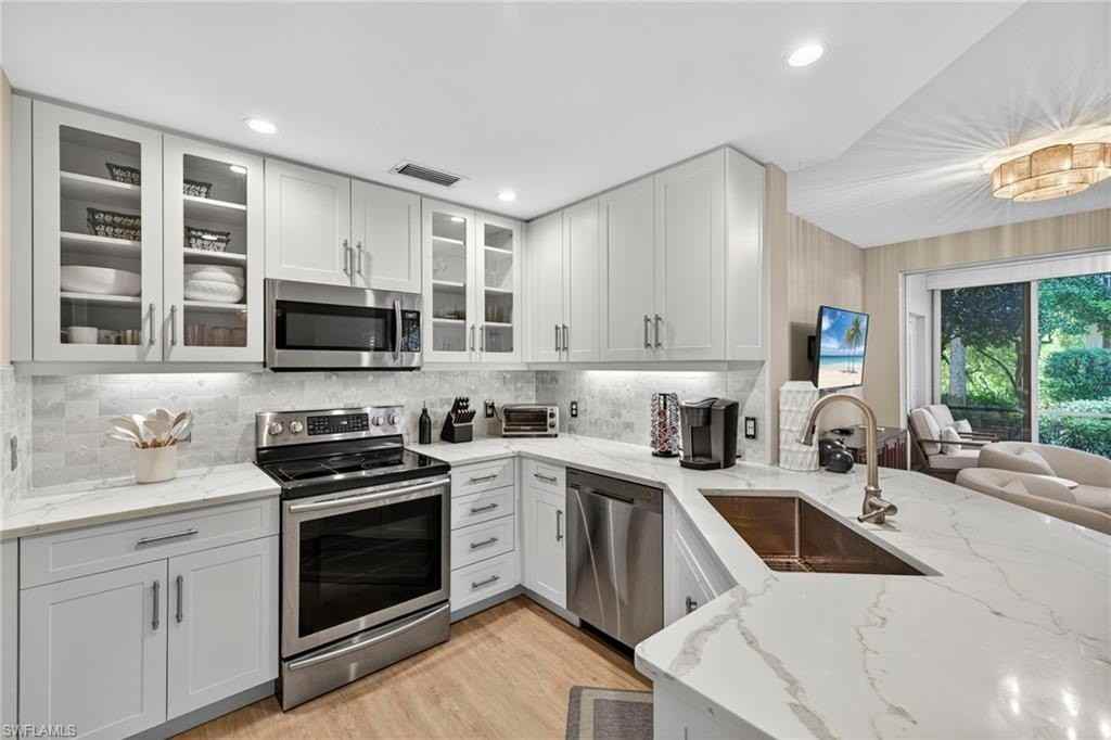 1090 Egrets Walk Cir Apt 102 #102 - Photo 6 of 19