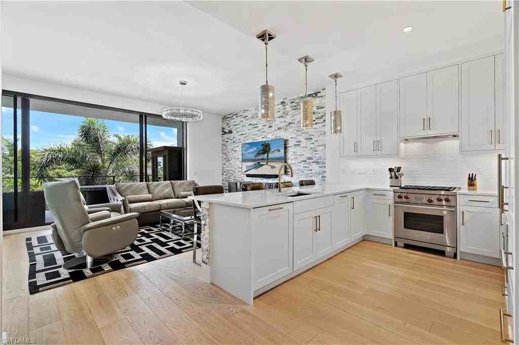 850 Central Ave Unit 202 #202