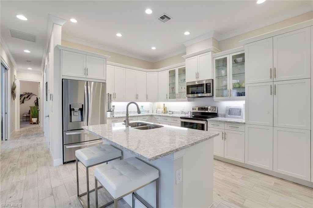 5831 Haiti Dr - Photo 4 of 22