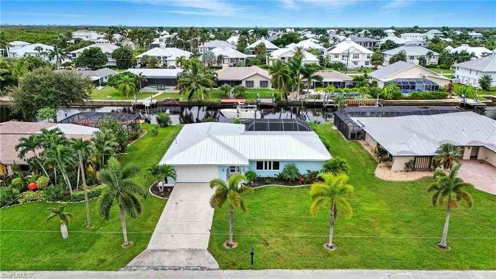 6163 Plumosa Ave - Photo 3 of 50