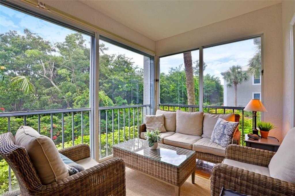 5897 Chanteclair Dr Apt 313 #313 - Photo 3 of 18