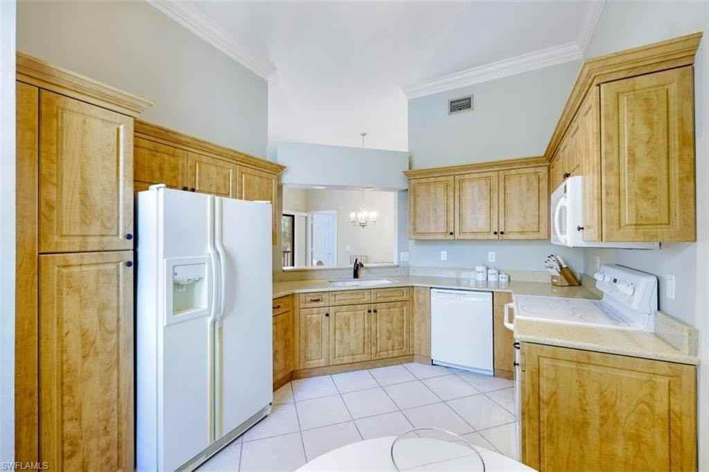 6525 Valen Way #D302 - Photo 3 of 16