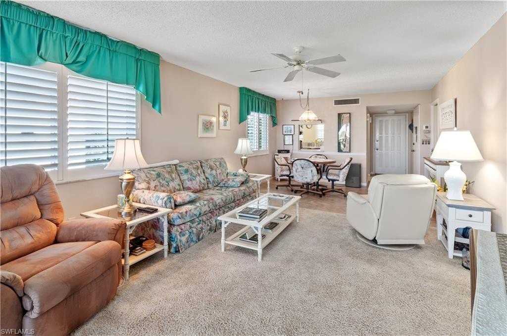 29 High Point Cir E Apt 508 #508 - Photo 7 of 35