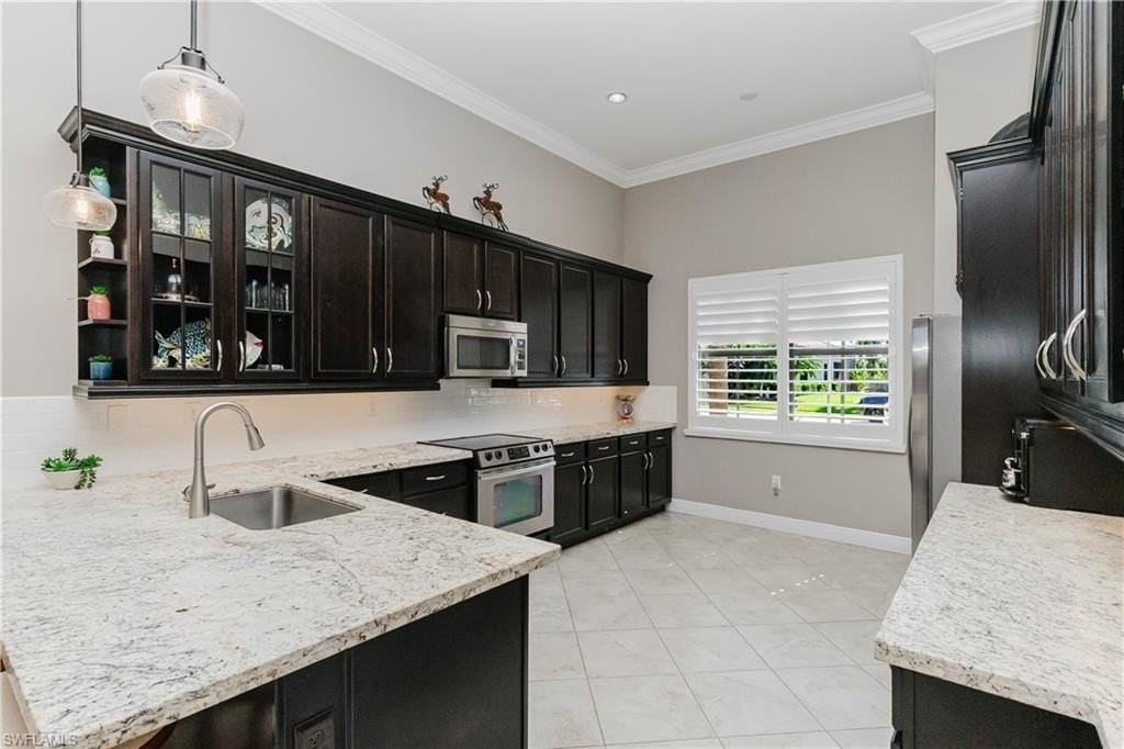 5265 Messina St - Photo 4 of 30