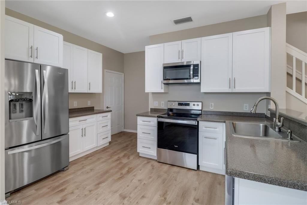 815 Hampton Cir Unit 143 #143 - Photo 4 of 30