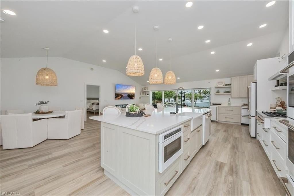 1570 Bonita Ln - Photo 2 of 22