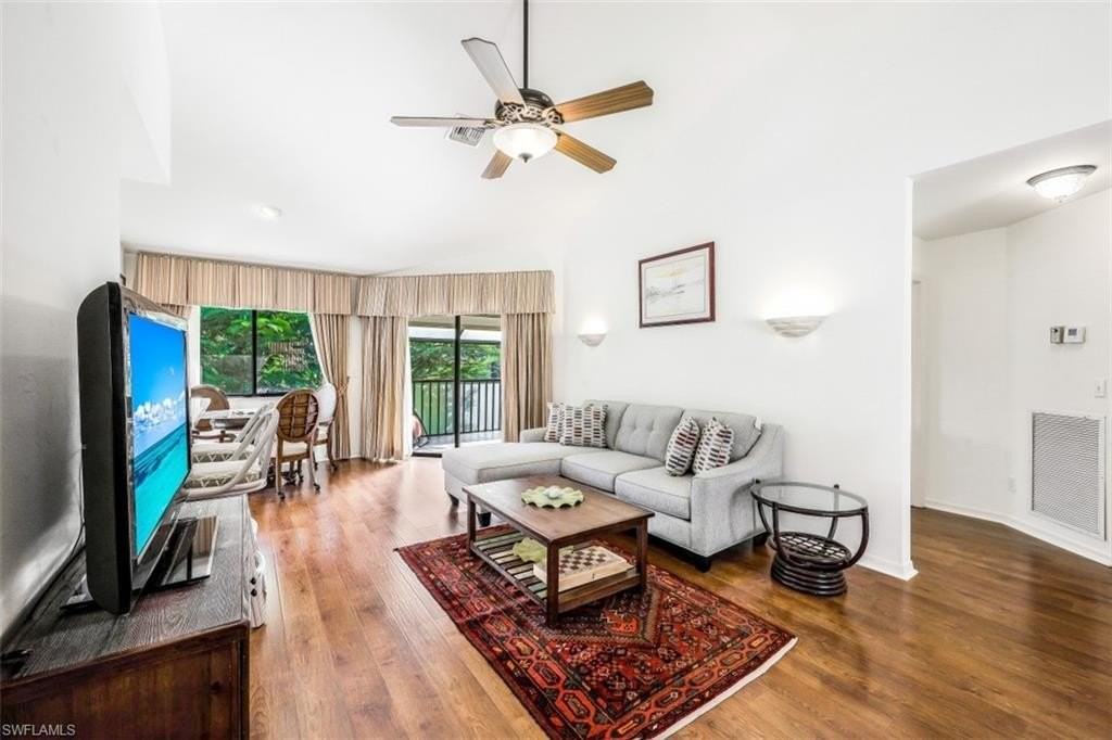 78 Bennington Dr Apt 5-8 #5-8 - Photo 5 of 24