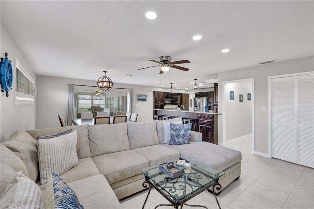 2033 Se 27th Ter - Photo 3 of 44