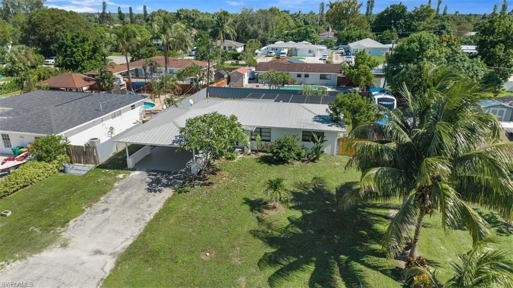 1948 46th St Sw - Photo 2 of 31